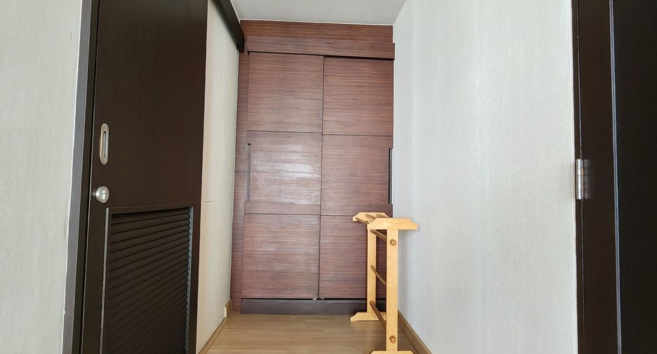 For rent 2 bedrooms condo in Klaeng, Rayong