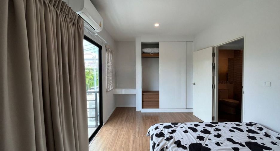 À vendre 3 chambres maison de ville à Bang Bua Thong, Nonthaburi