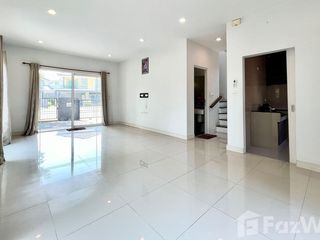 出售 3 卧室 独立屋 在 Mueang Nakhon Ratchasima, Nakhon Ratchasima