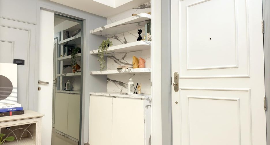 For sale 1 bed condo in Wang Thonglang, Bangkok