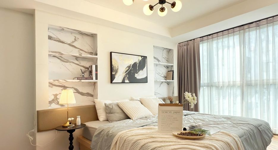 For sale 1 bed condo in Wang Thonglang, Bangkok
