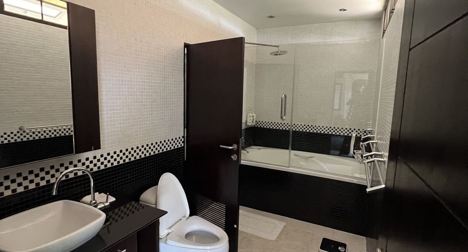 Casa en alquiler de 2 habitaciones en Mueang Phuket, Phuket