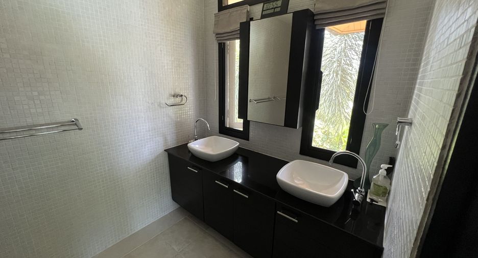 Casa en alquiler de 2 habitaciones en Mueang Phuket, Phuket