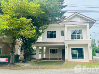 Haus zum Kauf mit 4 Zimmer in Bang Khen, Bangkok
