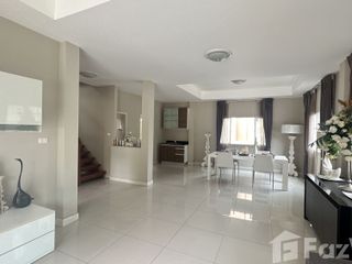 Haus zum Kauf mit 4 Zimmer in Bang Khen, Bangkok
