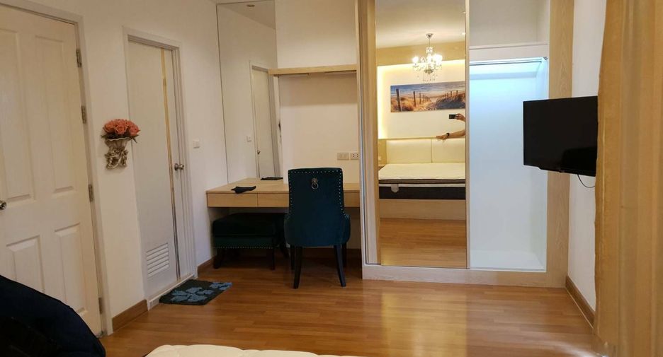 À vendre et à louer 3 chambres maison de ville à Sam Phran, Nakhon Pathom