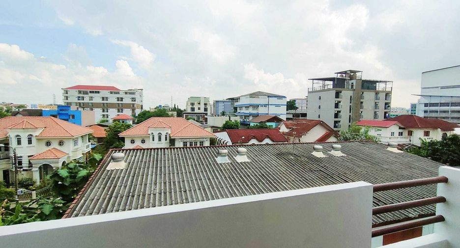 For sale studio condo in Mueang Nonthaburi, Nonthaburi