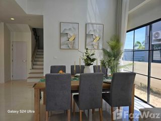 For rent 4 bedrooms house in Mueang Phuket, Phuket