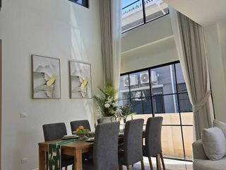For rent 4 bedrooms house in Mueang Phuket, Phuket