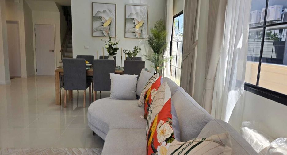 For rent 4 ベッドルーム house in Mueang Phuket, Phuket