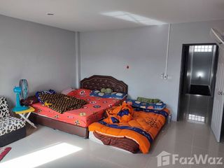 For sale 2 bedrooms townhouse in Si Maha Phot, Prachin Buri