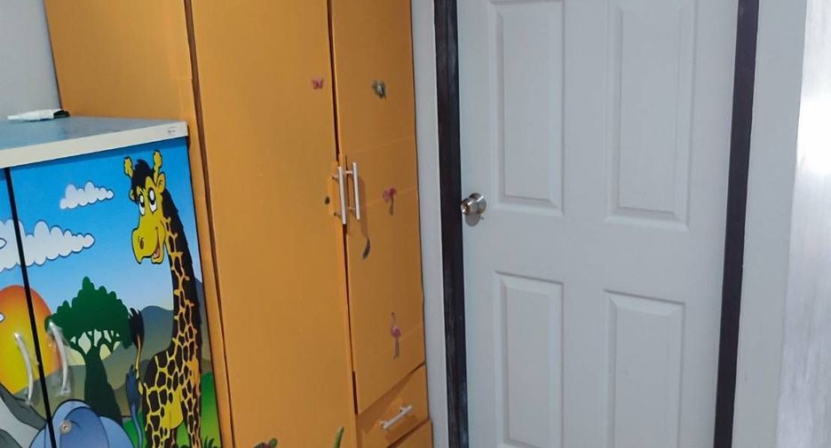 For sale 2 bedrooms townhouse in Si Maha Phot, Prachin Buri