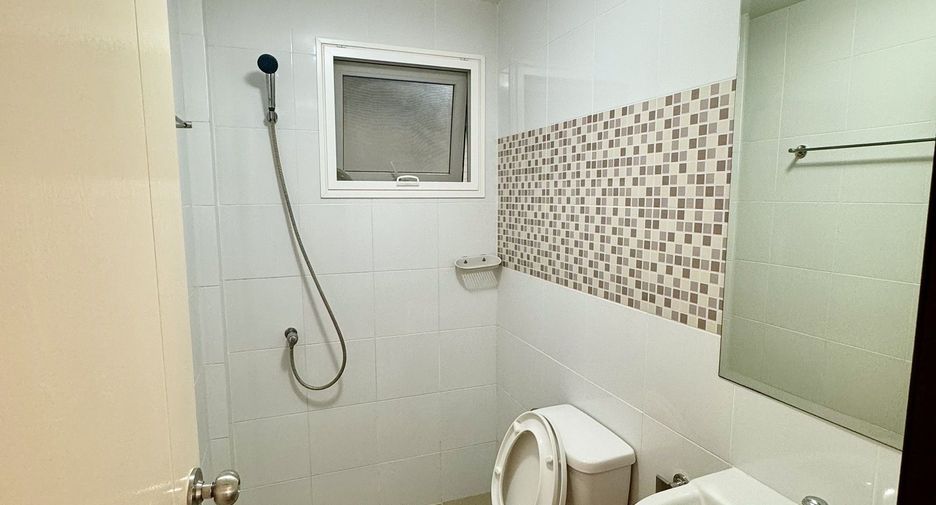 出租 3 卧室 独立屋 在 塔朗, 普吉