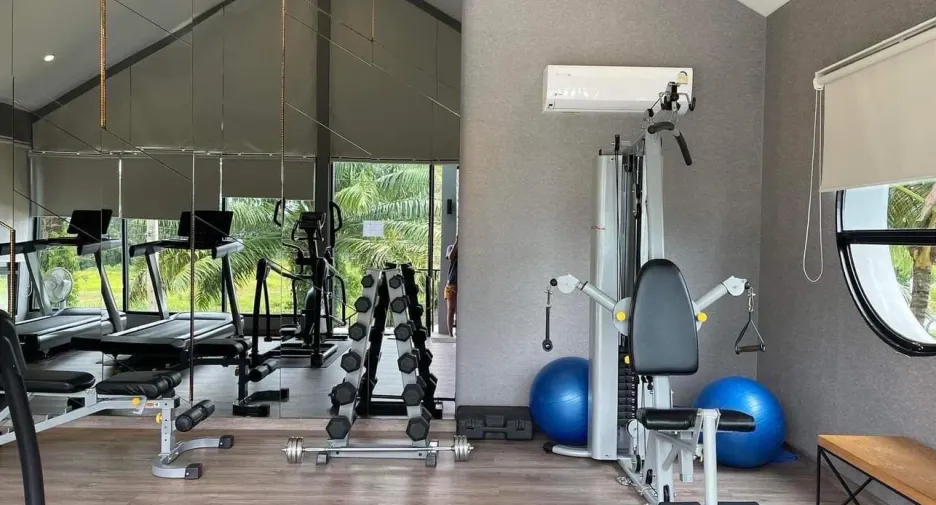 出租 3 卧室 独立屋 在 塔朗, 普吉