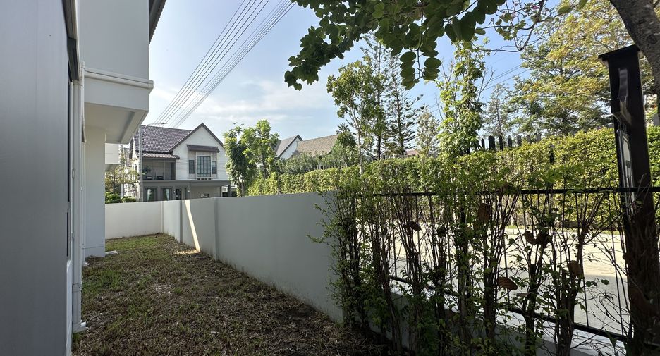 À vendre 4 chambres villa à Phra Samut Chedi, Samut Prakan