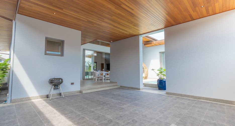 For rent 3 bedrooms villa in Thalang, Phuket