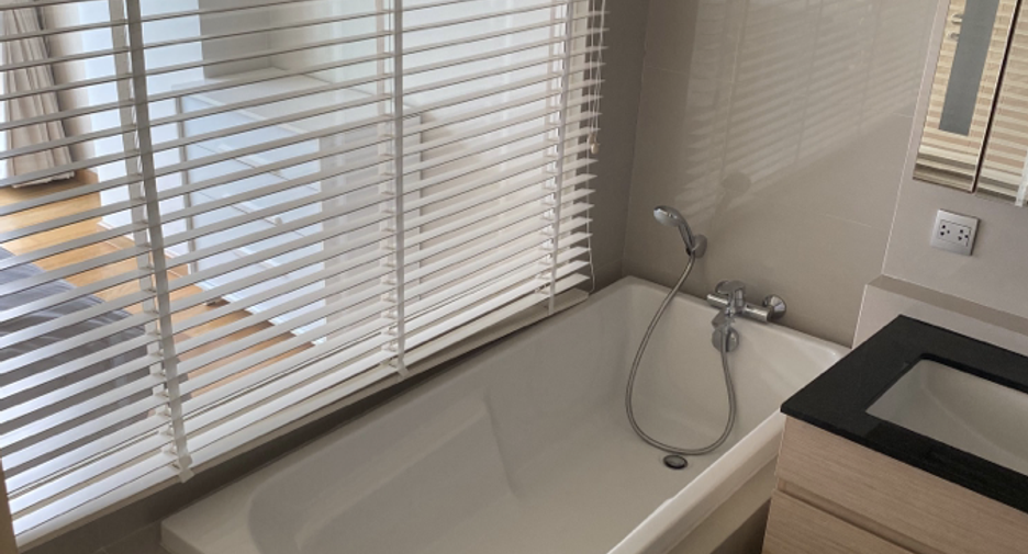 For sale 1 bed condo in Watthana, Bangkok