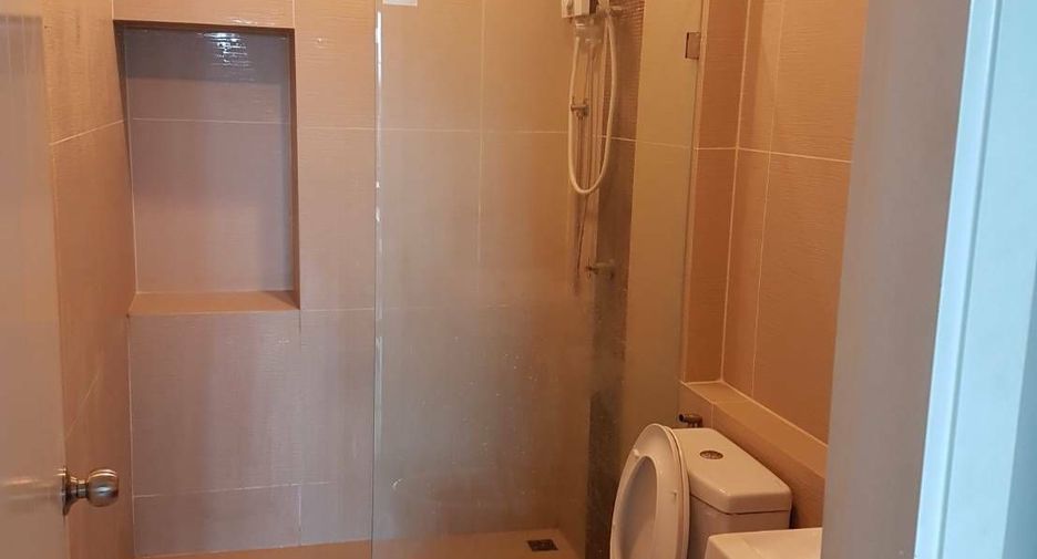 For sale 1 bed condo in Wang Thonglang, Bangkok