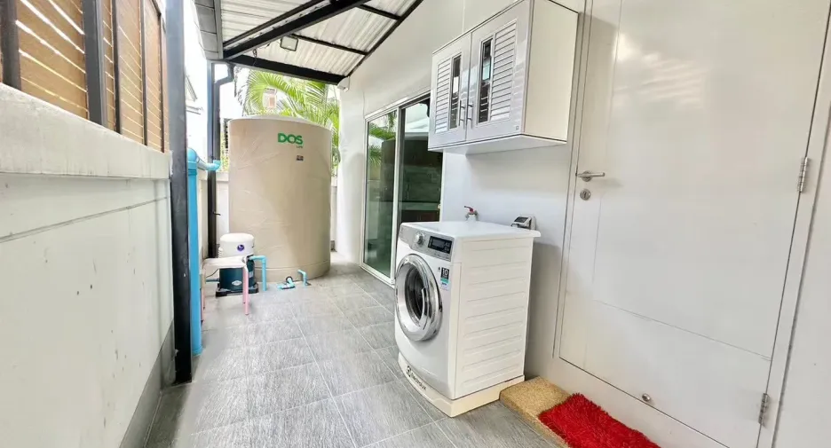 Casa en alquiler de 4 habitaciones en Mueang Phuket, Phuket