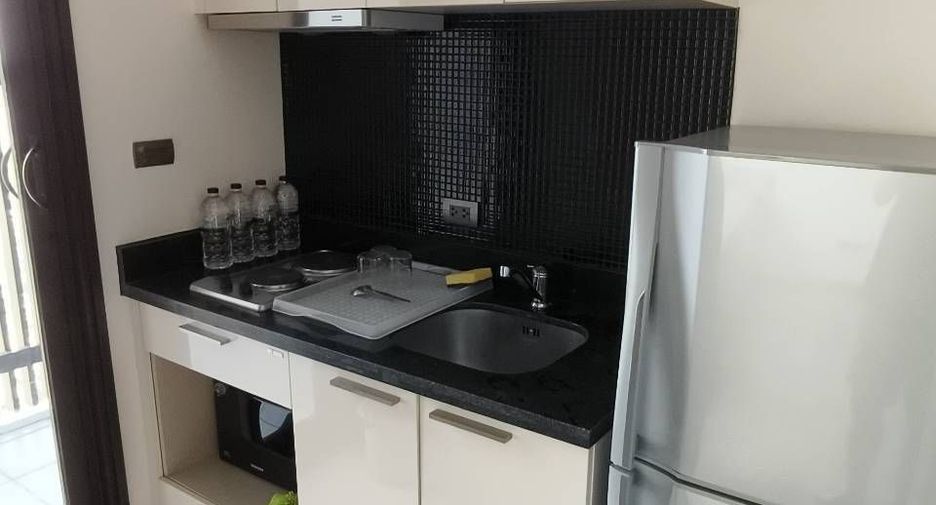 For sale 1 bed condo in Khlong San, Bangkok