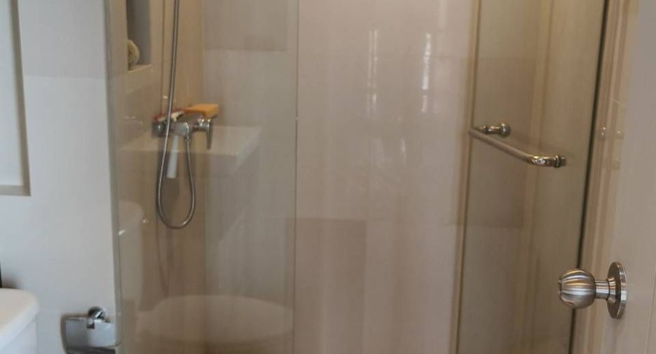 For sale 1 bed condo in Khlong San, Bangkok