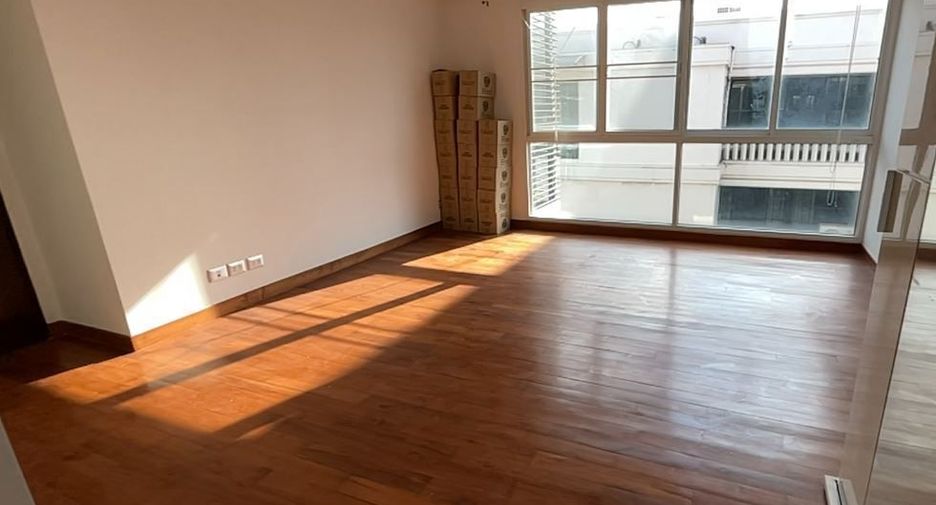 For sale 2 bedrooms condo in Phaya Thai, Bangkok