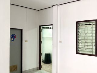 For sale 2 bedrooms townhouse in Si Maha Phot, Prachin Buri