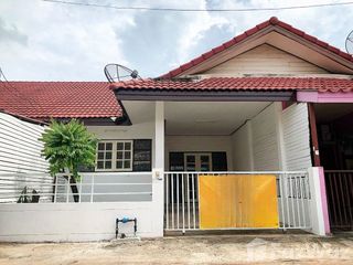 For sale 2 bedrooms townhouse in Si Maha Phot, Prachin Buri