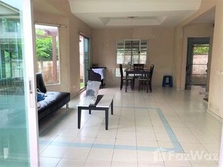 For sale and for rent 3 bedrooms house in Krathum Baen, Samut Sakhon