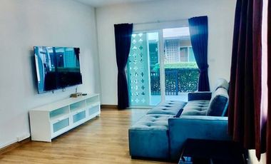 Haus zur Miete mit 4 Zimmer in Mueang Phuket, Phuket