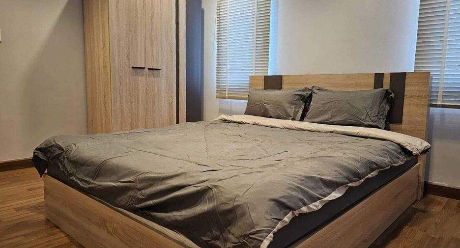 For sale and for rent 4 bedrooms house in Lam Luk Ka, Pathum Thani