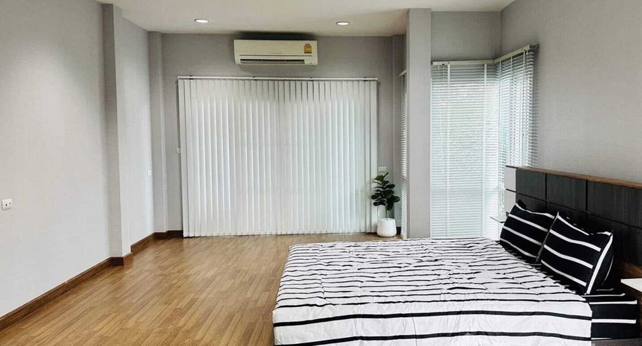 For sale and for rent 4 bedrooms house in Lam Luk Ka, Pathum Thani
