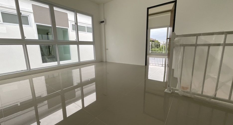 For sale 4 bedrooms house in Phutthamonthon, Nakhon Pathom