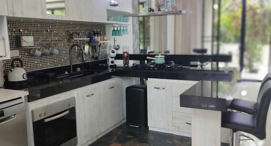 For rent 3 bedrooms villa in Thalang, Phuket