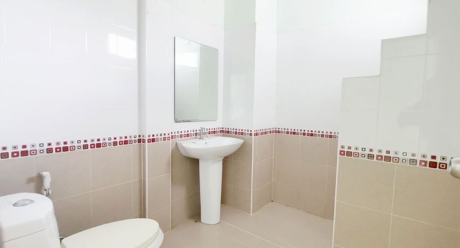 For sale 2 bedrooms townhouse in Yan Ta Khao, Trang