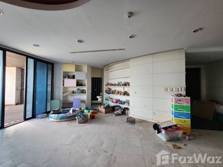 Wohnung zum Kauf mit 3 Zimmer in Yan Nawa, Bangkok