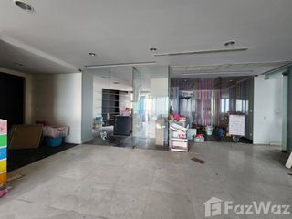 Wohnung zum Kauf mit 3 Zimmer in Yan Nawa, Bangkok