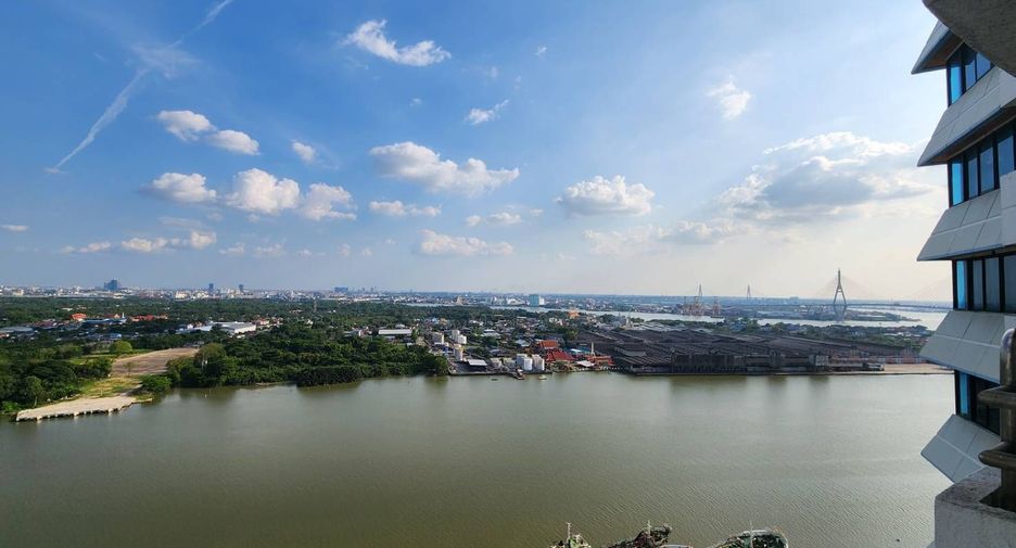 For sale 3 bedrooms condo in Yan Nawa, Bangkok