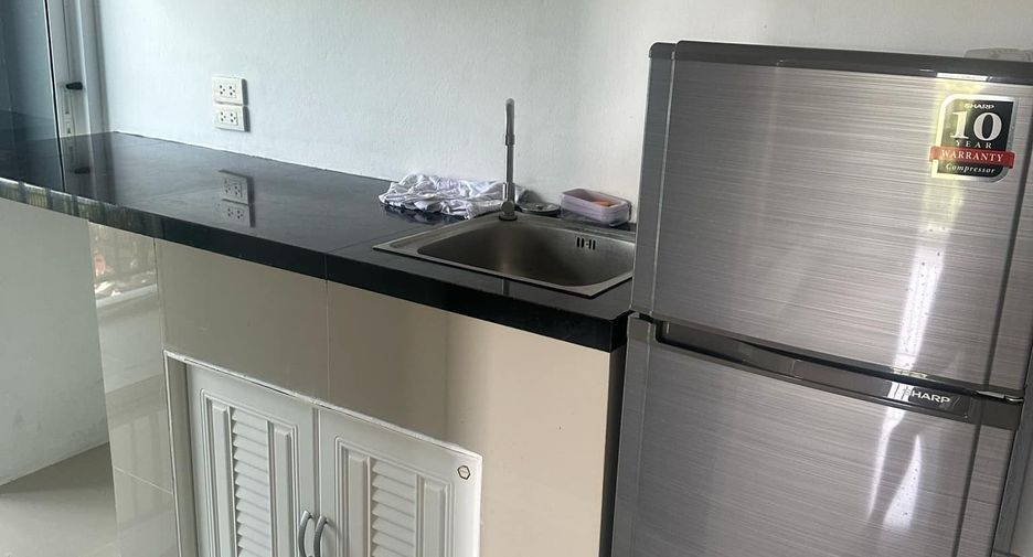 For sale 1 bed condo in Mueang Chon Buri, Chonburi