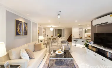 For sale 5 bedrooms condo in Huai Khwang, Bangkok