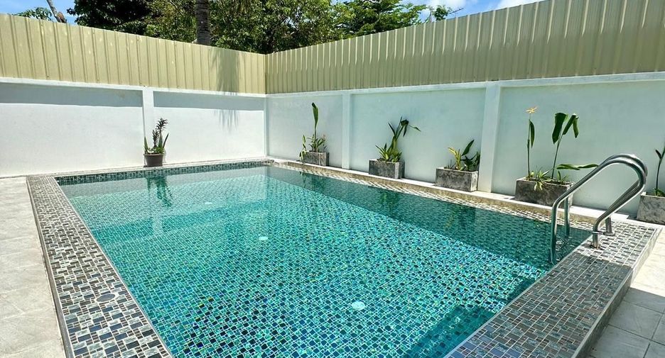 À louer 3 chambres villa à Mueang Phuket, Phuket
