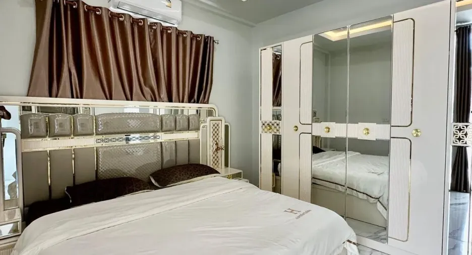 À louer 3 chambres villa à Mueang Phuket, Phuket