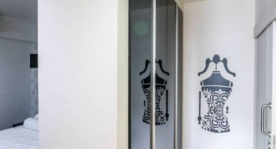For sale 2 bedrooms condo in Khlong San, Bangkok