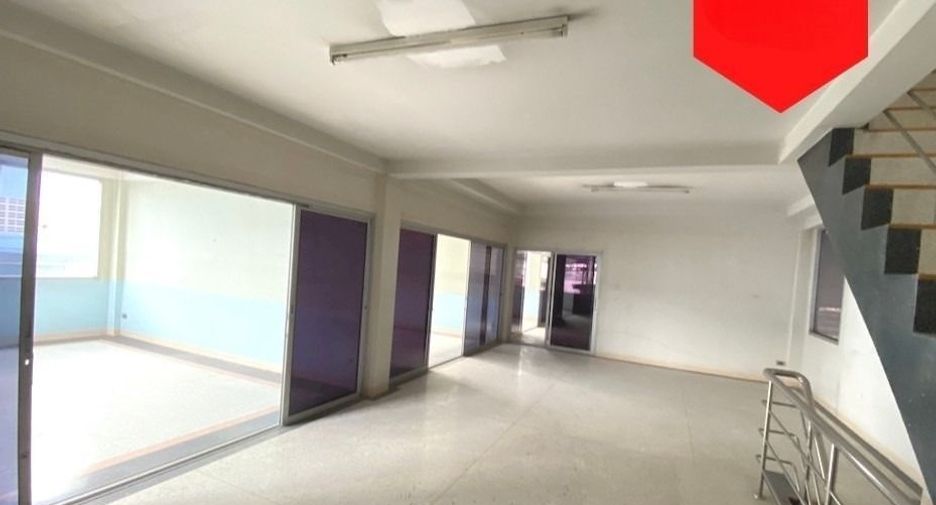 Продажа и аренда 5 спальни дом в Mueang Samut Sakhon, Самутсакхон