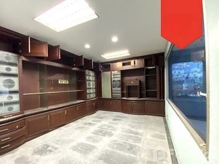 For sale and for rent 5 bedrooms house in Mueang Samut Sakhon, Samut Sakhon