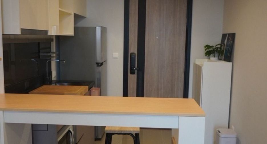 For sale 1 bed condo in Khlong Toei, Bangkok