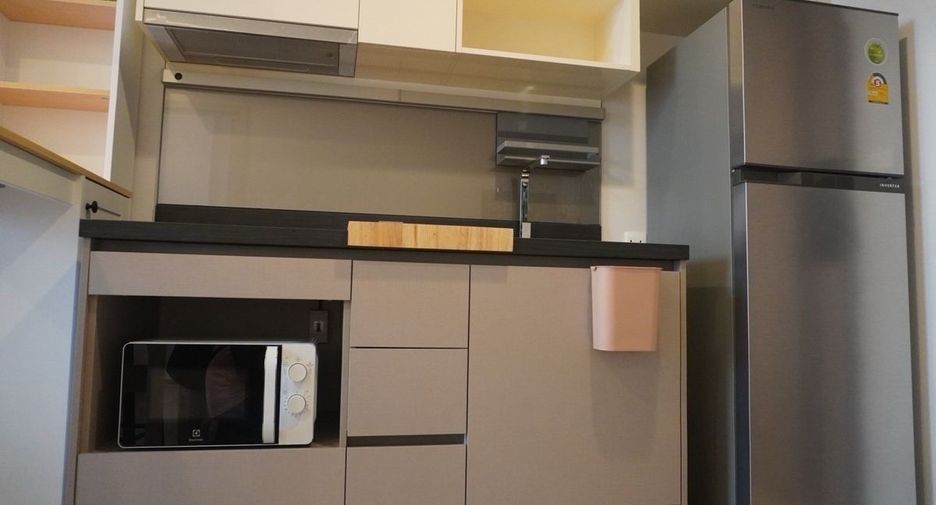 For sale 1 bed condo in Khlong Toei, Bangkok