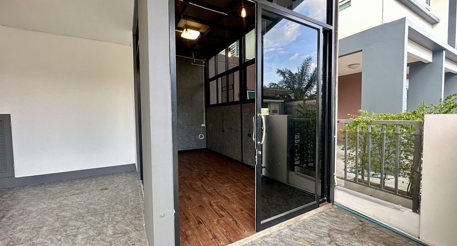 For rent 3 bedrooms house in Mueang Phuket, Phuket