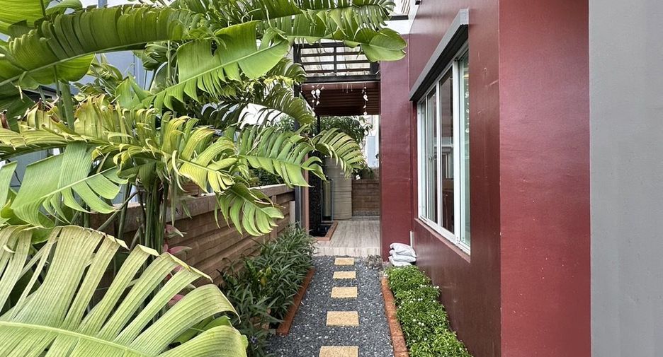 For rent 3 bedrooms house in Mueang Phuket, Phuket