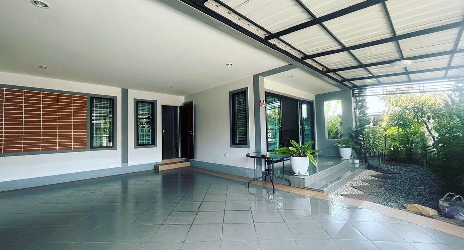 For sale 3 bedrooms house in Ban Chang, Rayong